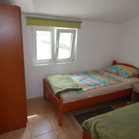 Apartmani Nin * Nin