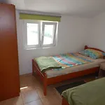 Apartmani Nin * Nin