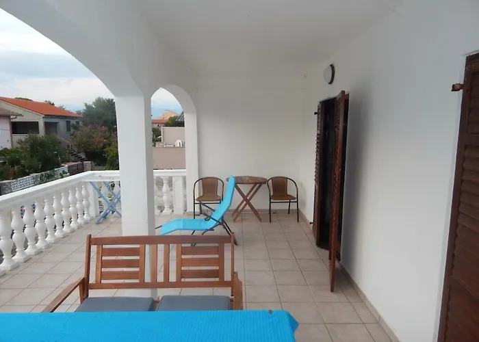 דירה Apartmani Nin *