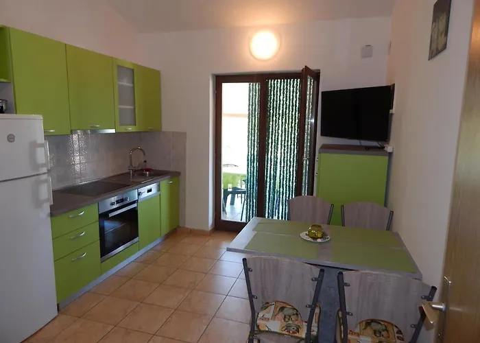 Apartmani Nin דירה *